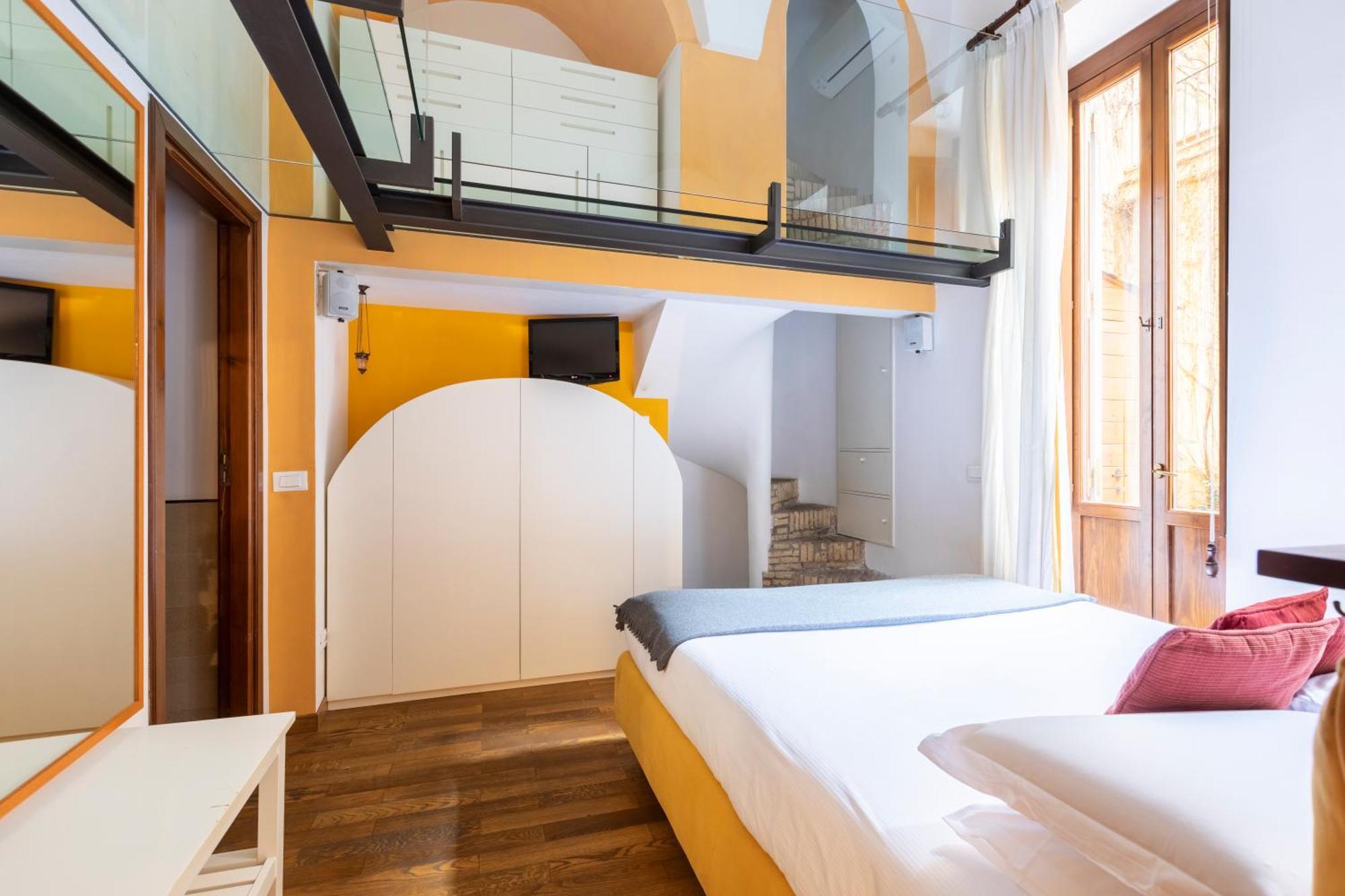 Romac Coronari With Gym, Sauna And Garden Exterior photo